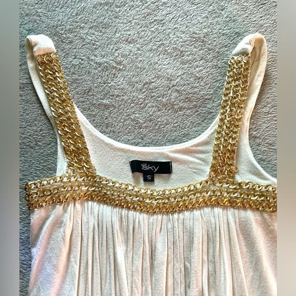 Sky Brand White and Gold Chain Top - Picture 2 of 3
